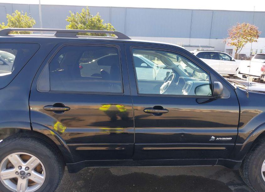 Photo 14 of 2007 Ford Escape HYBRID (VIN 1FMCU59H27KA13818)
