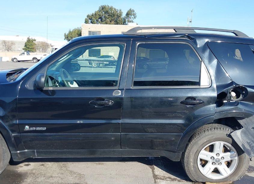 Photo 15 of 2007 Ford Escape HYBRID (VIN 1FMCU59H27KA13818)