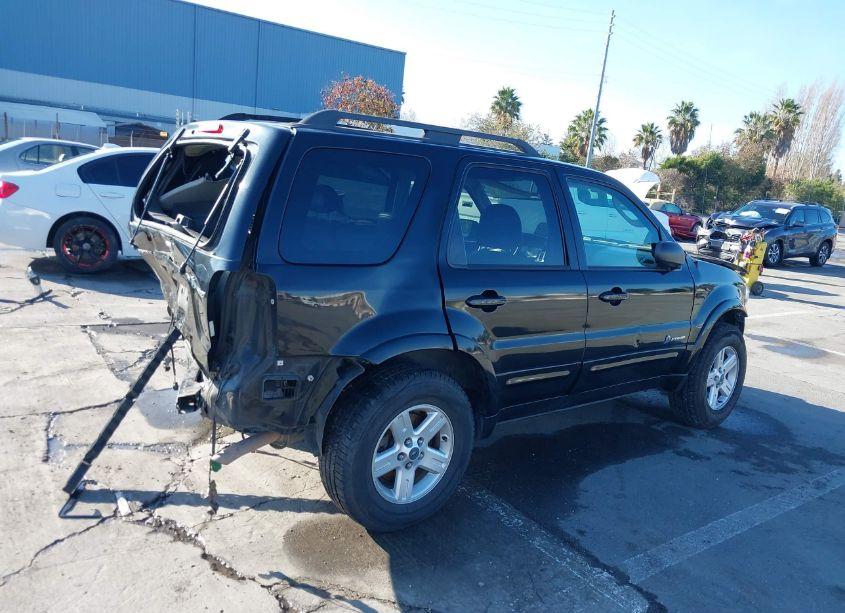 Photo 4 of 2007 Ford Escape HYBRID (VIN 1FMCU59H27KA13818)