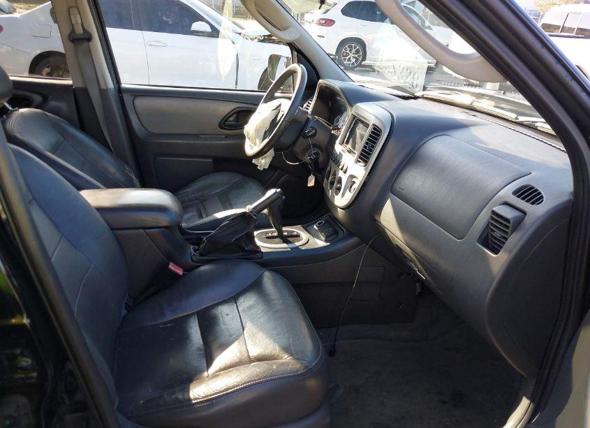 Photo 5 of 2007 Ford Escape HYBRID (VIN 1FMCU59H27KA13818)