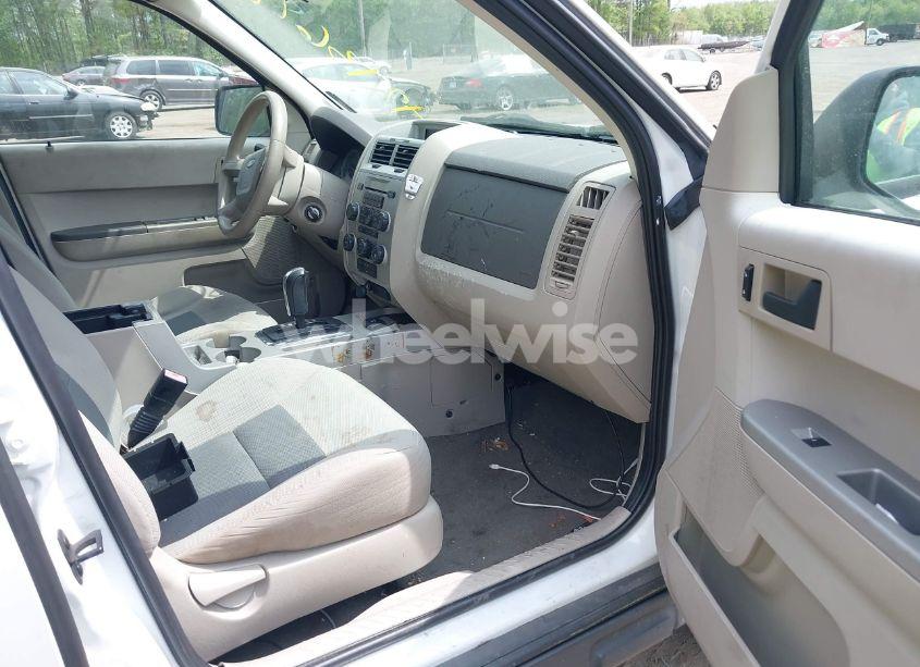 Photo 5 of 2008 Ford Escape HYBRID (VIN 1FMCU59H38KC38282)