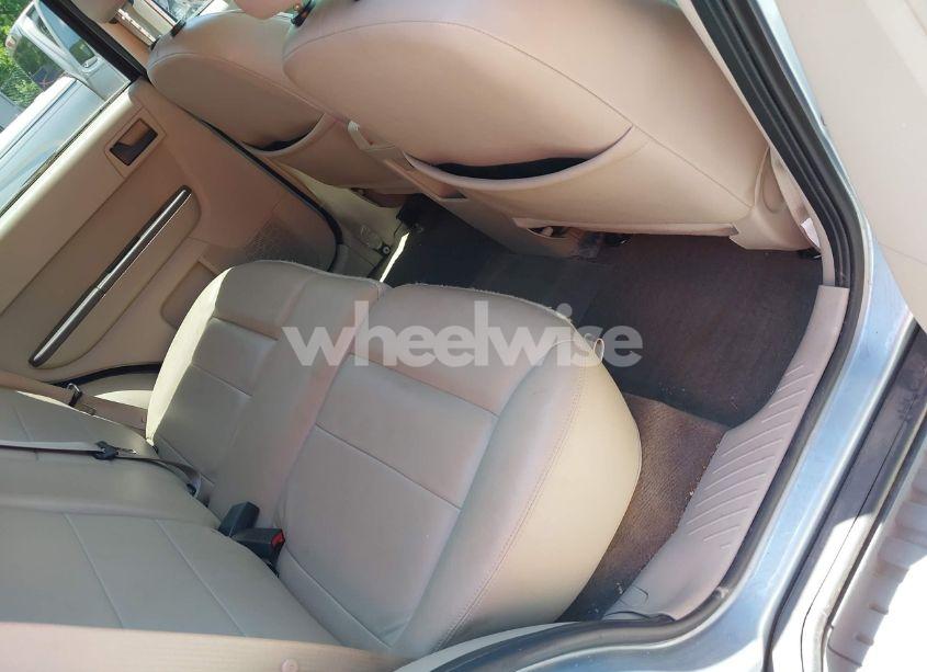 Photo 8 of 2008 Ford Escape HYBRID (VIN 1FMCU59H38KE68792)