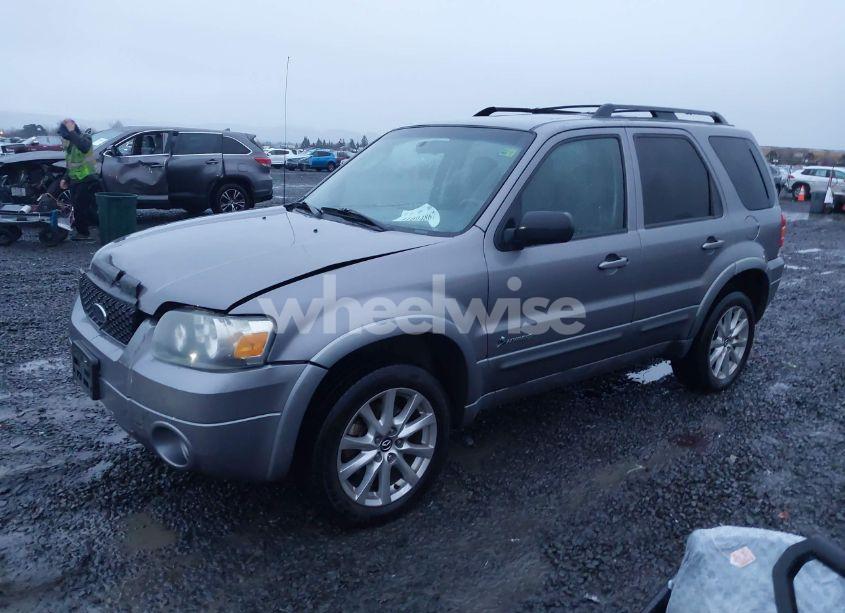 Photo 2 of 2007 Ford Escape HYBRID (VIN 1FMCU59H47KB99037)