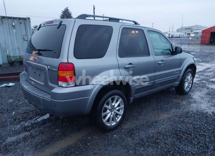 Photo 4 of 2007 Ford Escape HYBRID (VIN 1FMCU59H47KB99037)