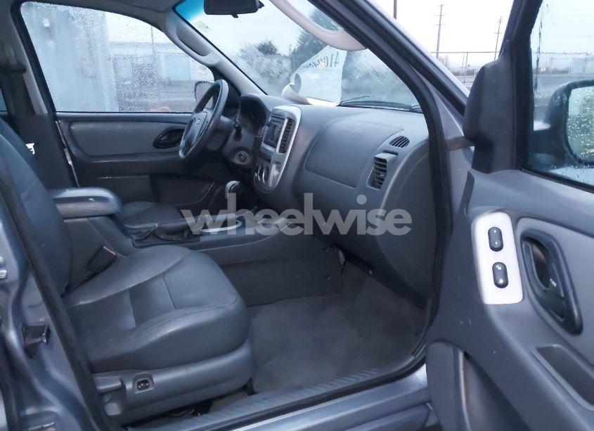 Photo 5 of 2007 Ford Escape HYBRID (VIN 1FMCU59H47KB99037)