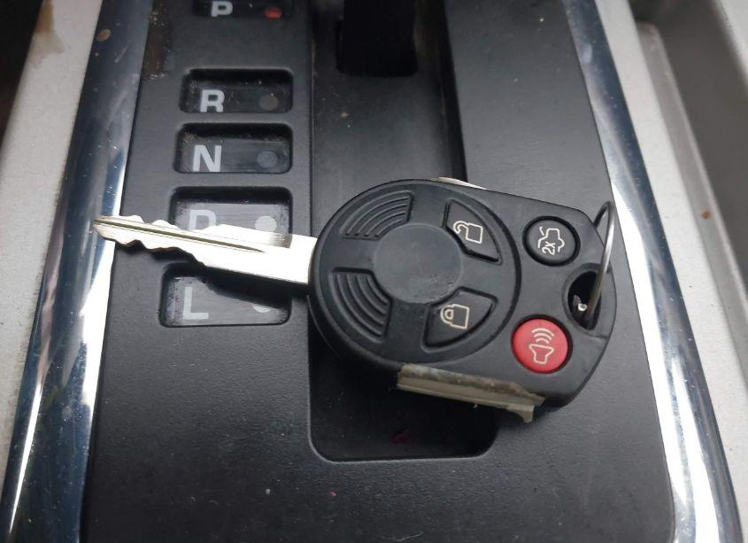 Photo 11 of 2008 Ford Escape HYBRID (VIN 1FMCU59H48KA86464)