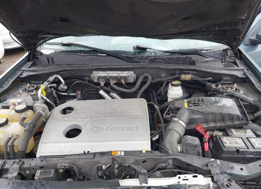 Photo 10 of 2010 Ford Escape HYBRID LIMITED (VIN 1FMCU5K32AKB65331)