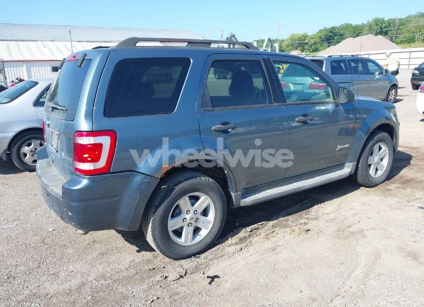 Photo 4 of 2011 Ford Escape HYBRID (VIN 1FMCU5K33BKA43952)
