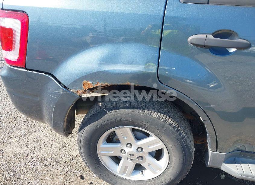 Photo 6 of 2011 Ford Escape HYBRID (VIN 1FMCU5K33BKA43952)