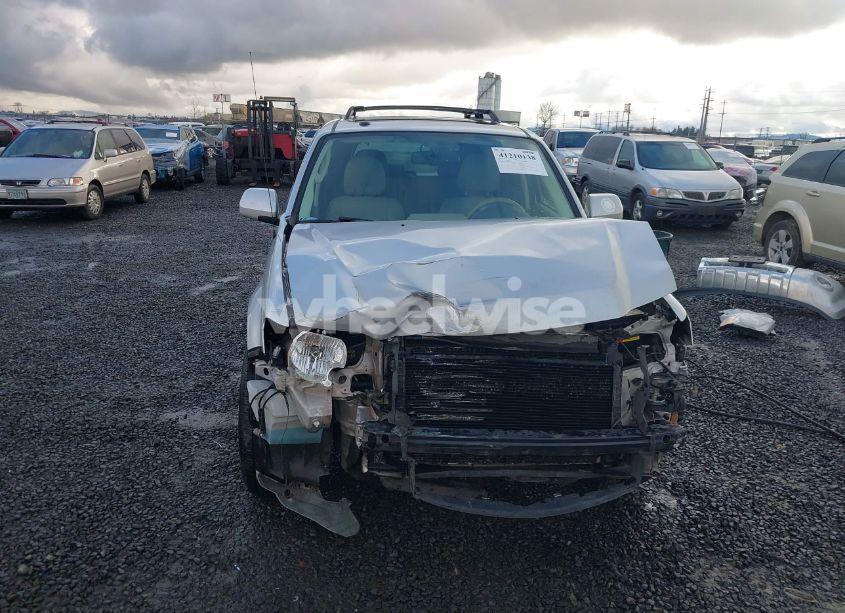 Photo 13 of 2011 Ford Escape HYBRID LIMITED (VIN 1FMCU5K35BKB29215)