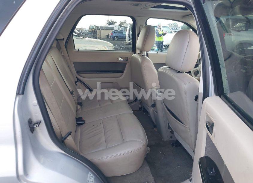 Photo 8 of 2011 Ford Escape HYBRID LIMITED (VIN 1FMCU5K35BKB29215)