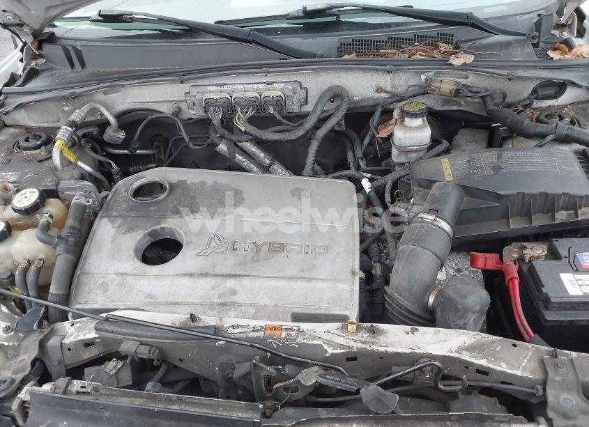 Photo 10 of 2010 Ford Escape HYBRID LIMITED (VIN 1FMCU5K37AKC90499)