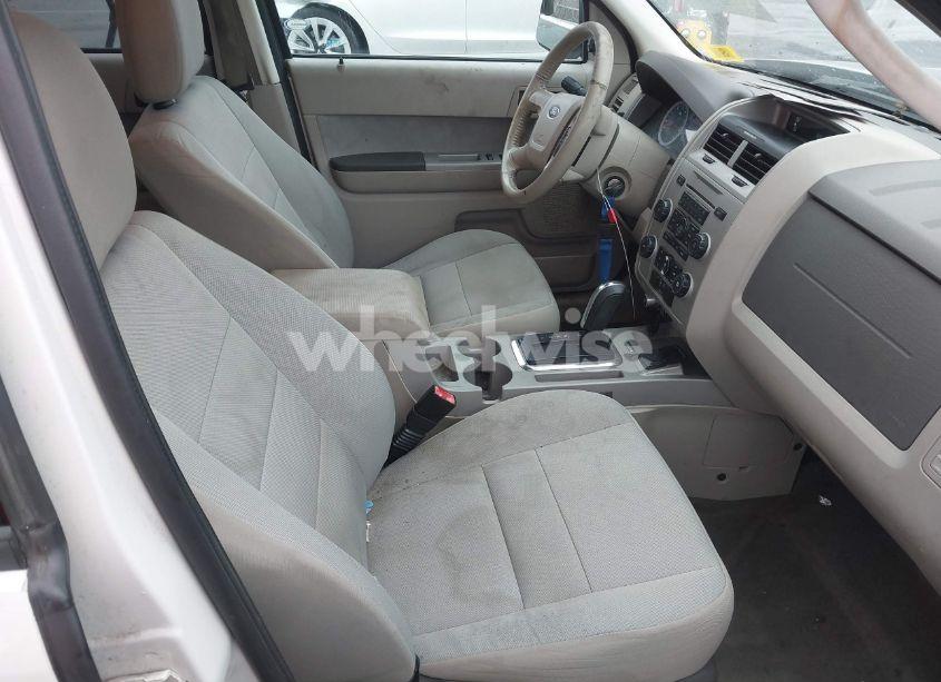 Photo 5 of 2010 Ford Escape HYBRID LIMITED (VIN 1FMCU5K37AKC90499)