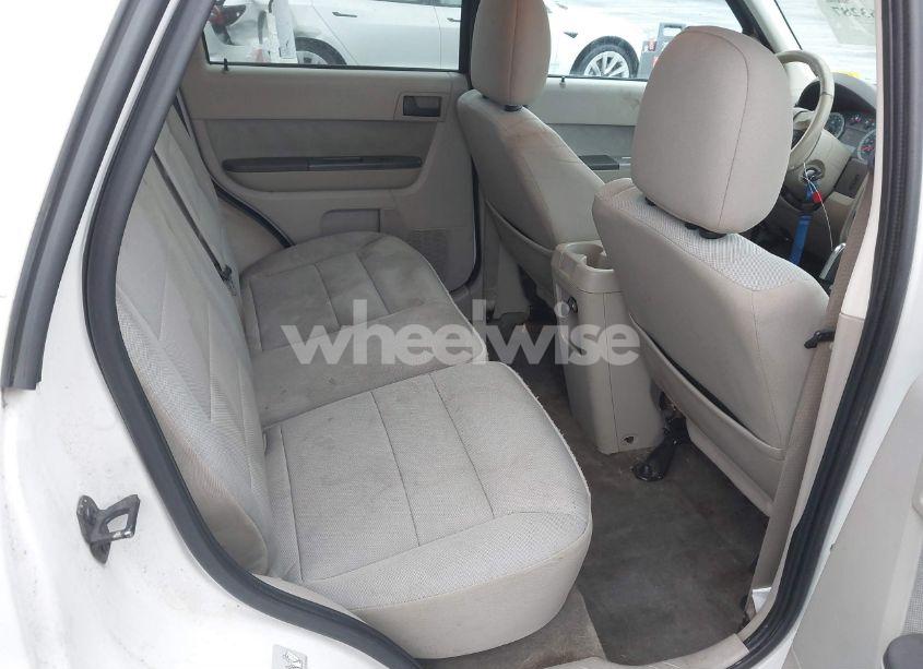 Photo 8 of 2010 Ford Escape HYBRID LIMITED (VIN 1FMCU5K37AKC90499)