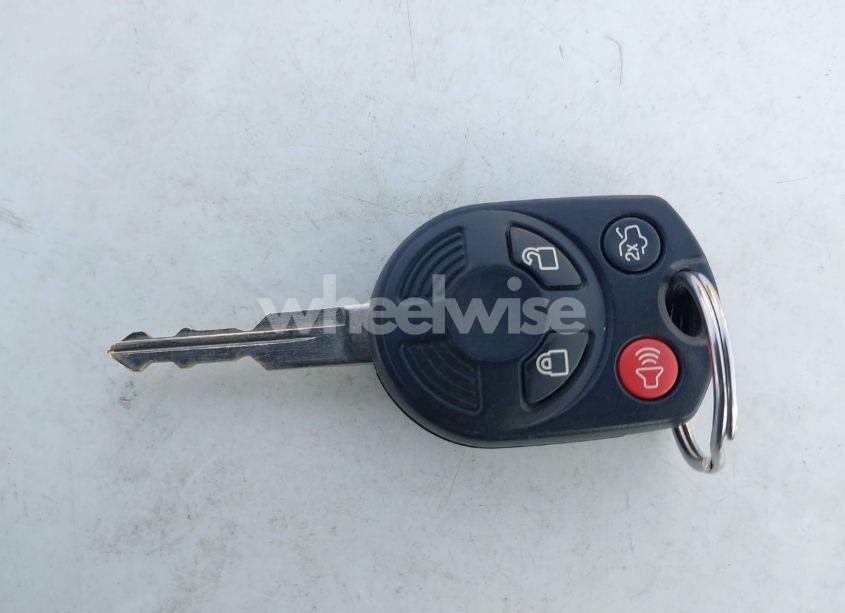 Photo 11 of 2011 Ford Escape HYBRID LIMITED (VIN 1FMCU5K38BKC71610)