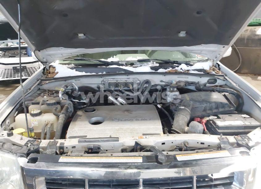 Photo 10 of 2010 Ford Escape HYBRID LIMITED (VIN 1FMCU5K39AKA62536)