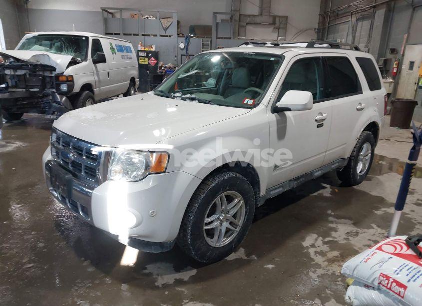 Photo 2 of 2010 Ford Escape HYBRID LIMITED (VIN 1FMCU5K39AKA62536)