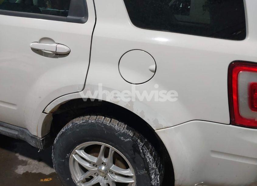 Photo 6 of 2010 Ford Escape HYBRID LIMITED (VIN 1FMCU5K39AKA62536)