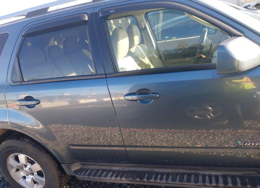 Photo 14 of 2010 Ford Escape HYBRID LIMITED (VIN 1FMCU5K3XAKB07368)