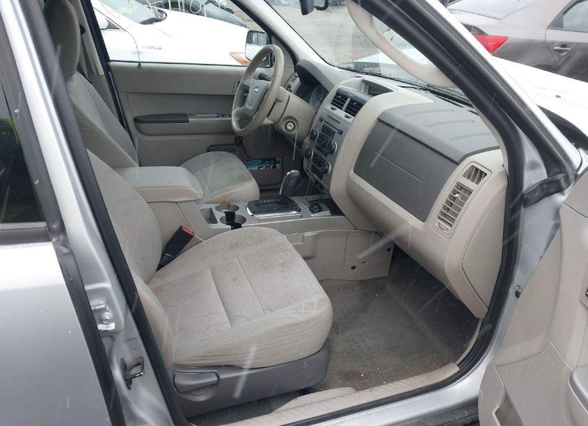 Photo 5 of 2011 Ford Escape HYBRID (VIN 1FMCU5K3XBKB46897)