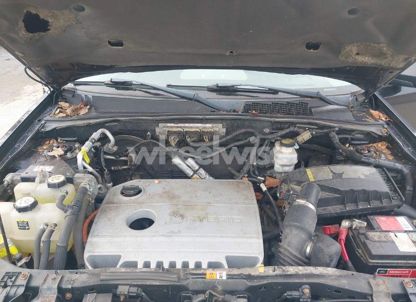 Photo 10 of 2011 Ford Escape HYBRID LIMITED (VIN 1FMCU5K3XBKB73534)