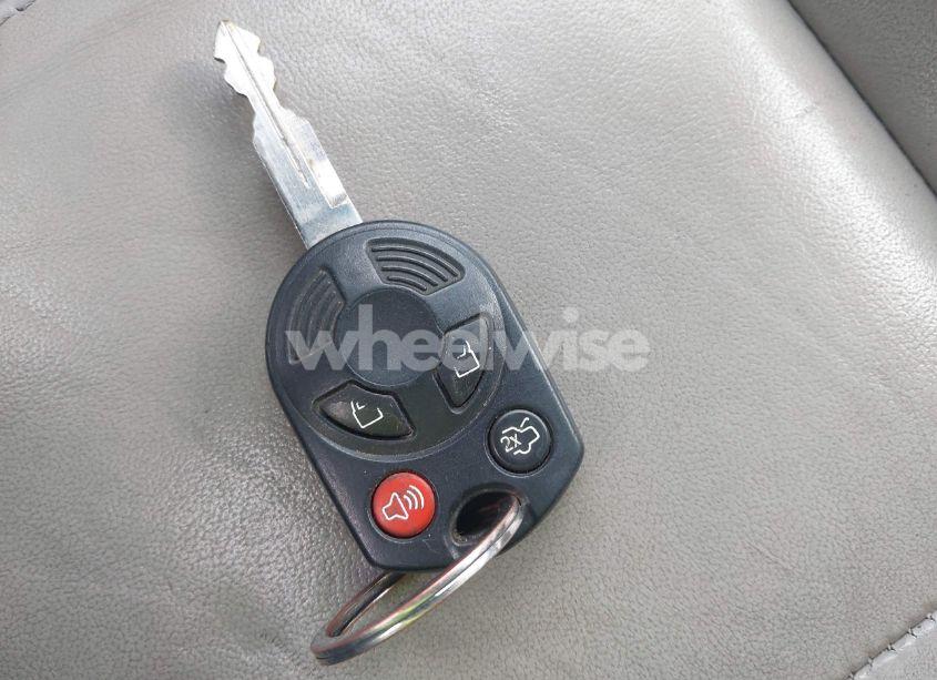 Photo 11 of 2011 Ford Escape HYBRID LIMITED (VIN 1FMCU5K3XBKB73534)