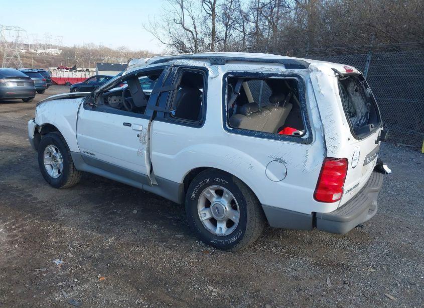 Photo 3 of 2002 Ford Explorer SPORT (VIN 1FMCU70E62UB48733)