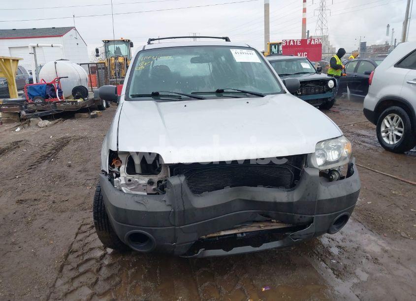 Photo 13 of 2007 Ford Escape XLS/XLS MANUAL (VIN 1FMCU92Z07KC05670)