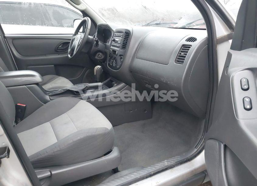 Photo 5 of 2007 Ford Escape XLS/XLS MANUAL (VIN 1FMCU92Z07KC05670)