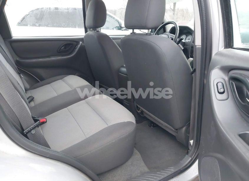 Photo 8 of 2007 Ford Escape XLS/XLS MANUAL (VIN 1FMCU92Z07KC05670)