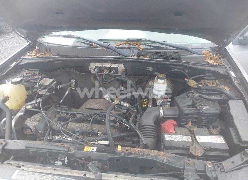 Photo 10 of 2008 Ford Escape XLS (VIN 1FMCU92Z08KE45688)
