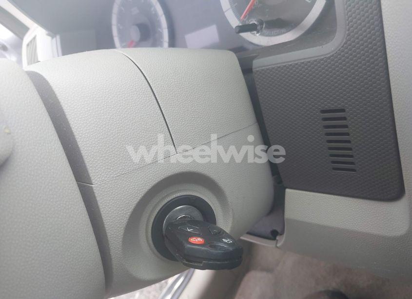 Photo 11 of 2008 Ford Escape XLS (VIN 1FMCU92Z08KE45688)