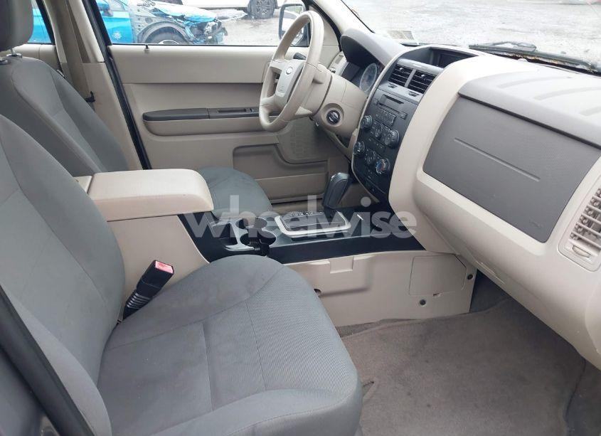 Photo 5 of 2008 Ford Escape XLS (VIN 1FMCU92Z08KE45688)