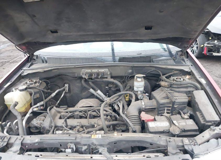 Photo 10 of 2008 Ford Escape XLS (VIN 1FMCU92Z38KB59804)