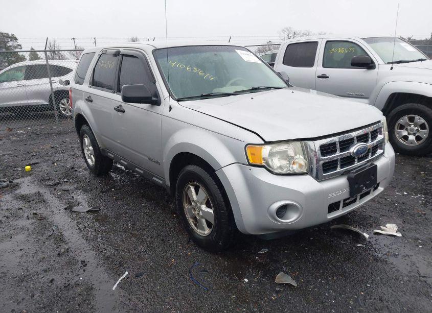 2008 Ford Escape XLS (VIN 1FMCU92Z68KA97511) main photo