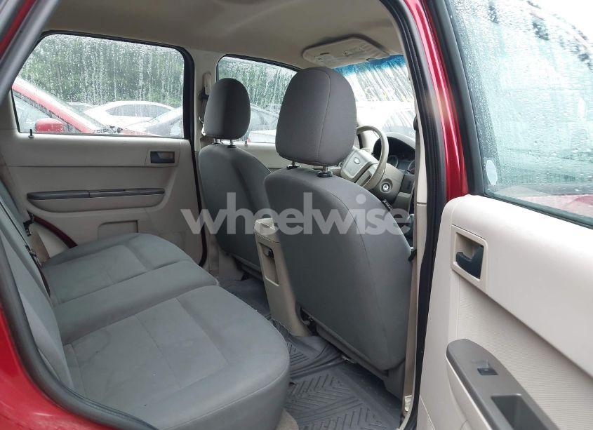 Photo 8 of 2008 Ford Escape XLS (VIN 1FMCU92Z78KA14569)