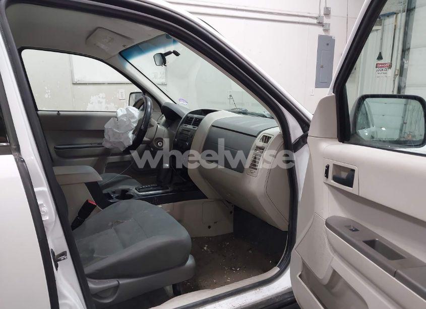 Photo 5 of 2008 Ford Escape XLS (VIN 1FMCU92Z78KD86686)