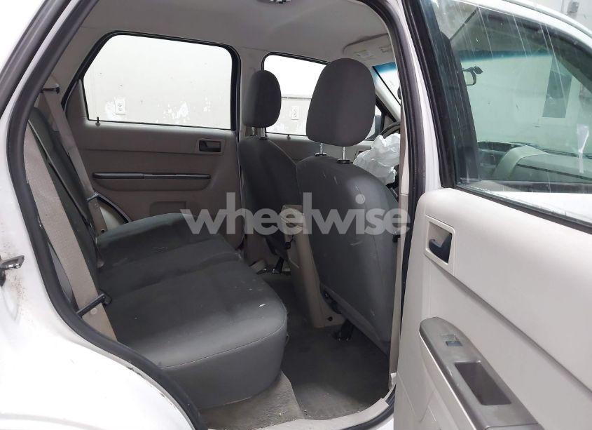 Photo 8 of 2008 Ford Escape XLS (VIN 1FMCU92Z78KD86686)