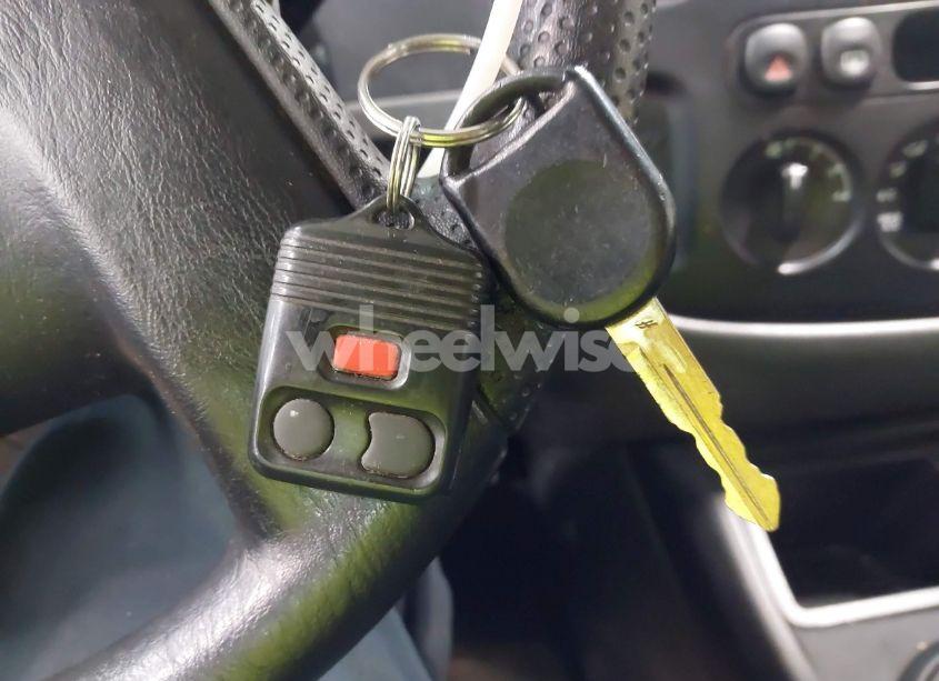 Photo 11 of 2005 Ford Escape XLS (VIN 1FMCU92Z95KA87101)