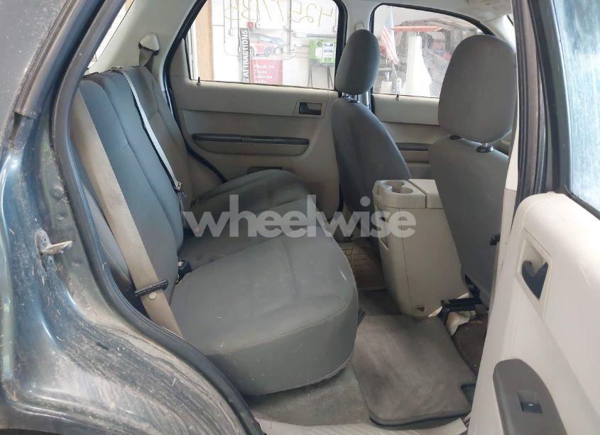 Photo 8 of 2008 Ford Escape XLS (VIN 1FMCU92Z98KB27455)