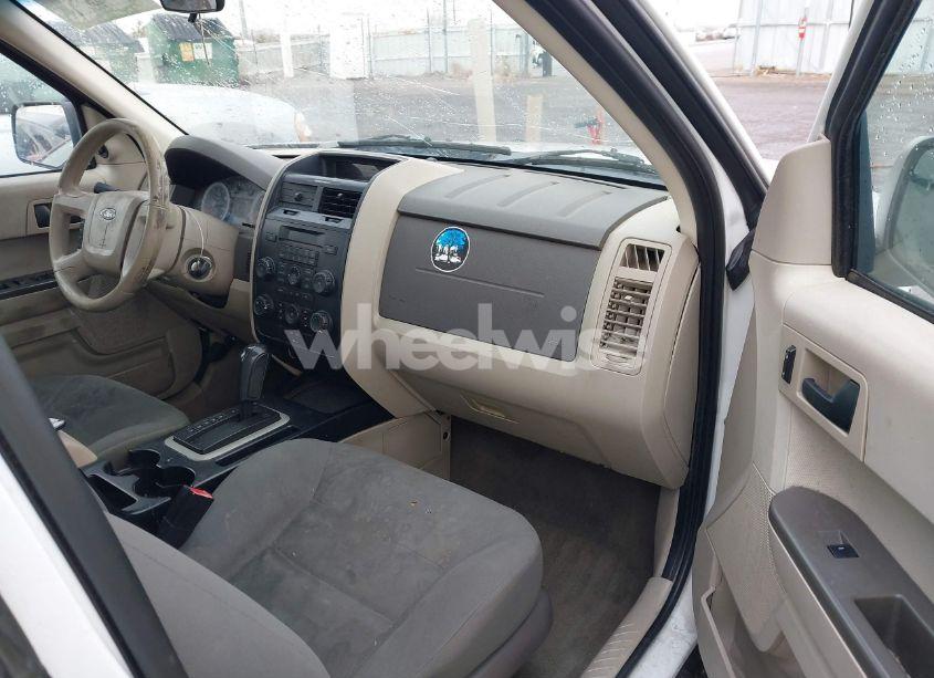 Photo 5 of 2008 Ford Escape XLS (VIN 1FMCU92Z98KC79994)