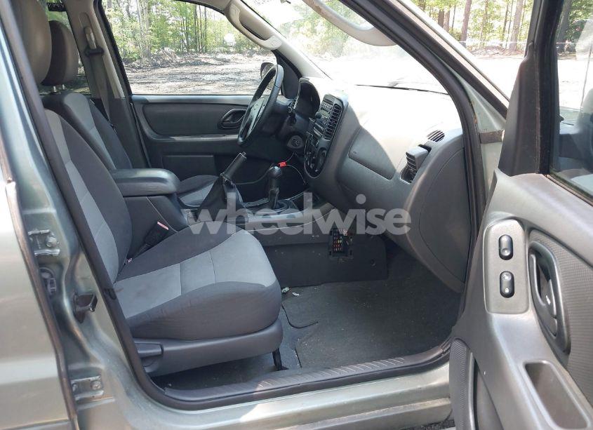 Photo 5 of 2007 Ford Escape XLS/XLS MANUAL (VIN 1FMCU92ZX7KA59665)
