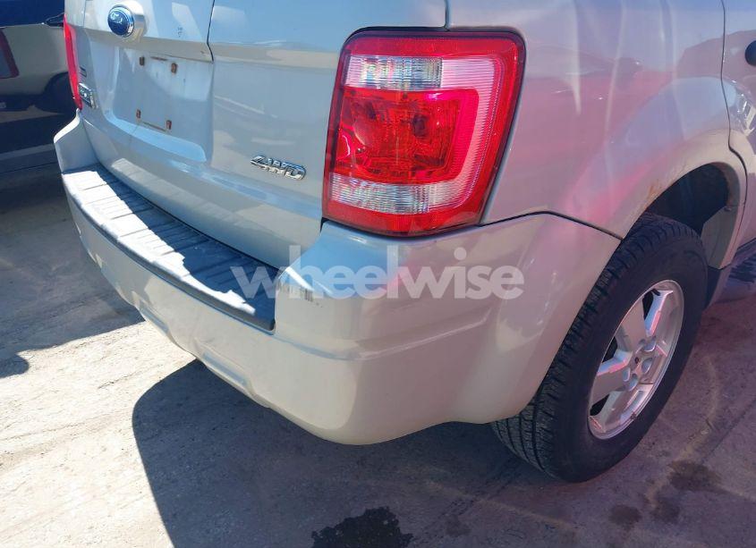 Photo 6 of 2008 Ford Escape XLS (VIN 1FMCU92ZX8KC32439)