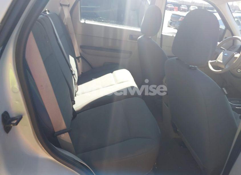 Photo 8 of 2008 Ford Escape XLS (VIN 1FMCU92ZX8KC32439)