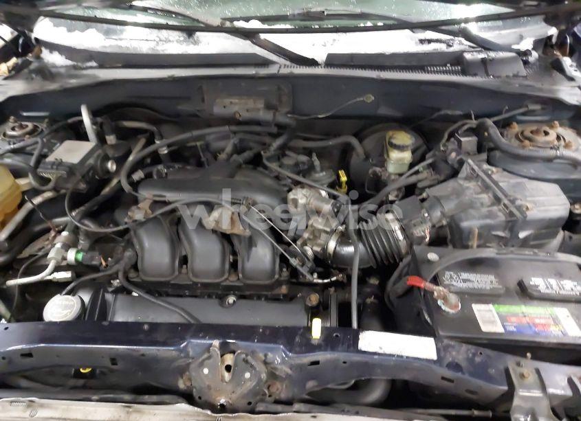 Photo 10 of 2004 Ford Escape XLT (VIN 1FMCU93104KA54396)