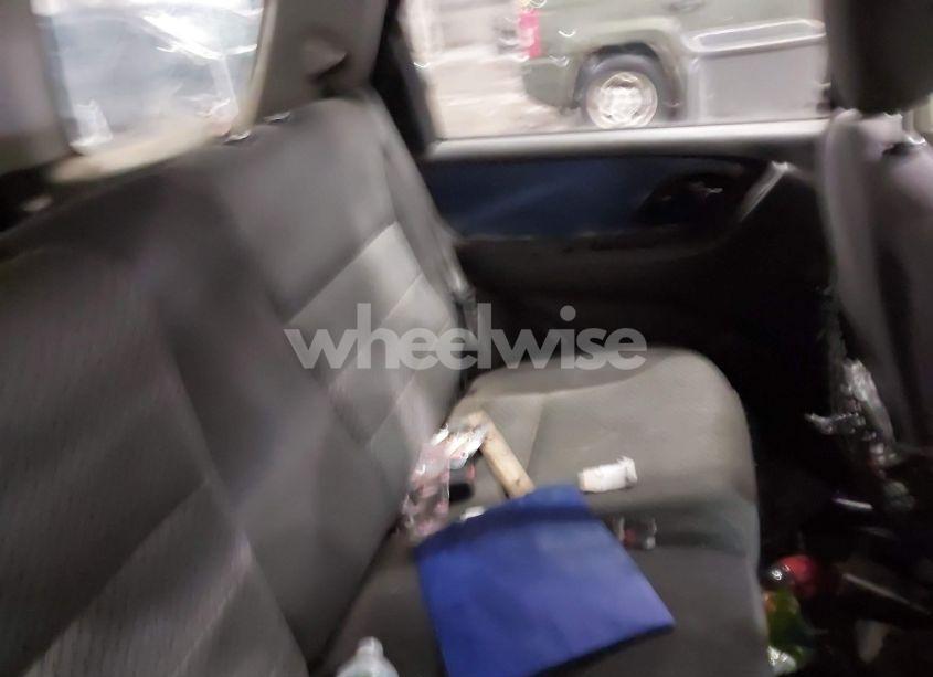 Photo 8 of 2004 Ford Escape XLT (VIN 1FMCU93104KA54396)