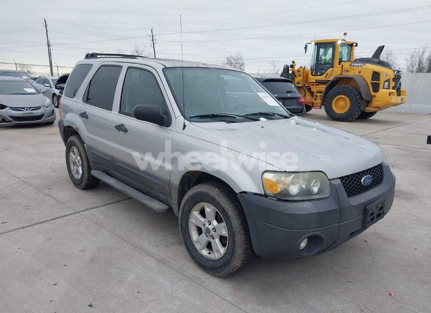2007 Ford Escape XLT/XLT SPORT (VIN 1FMCU93107KB60996) main photo