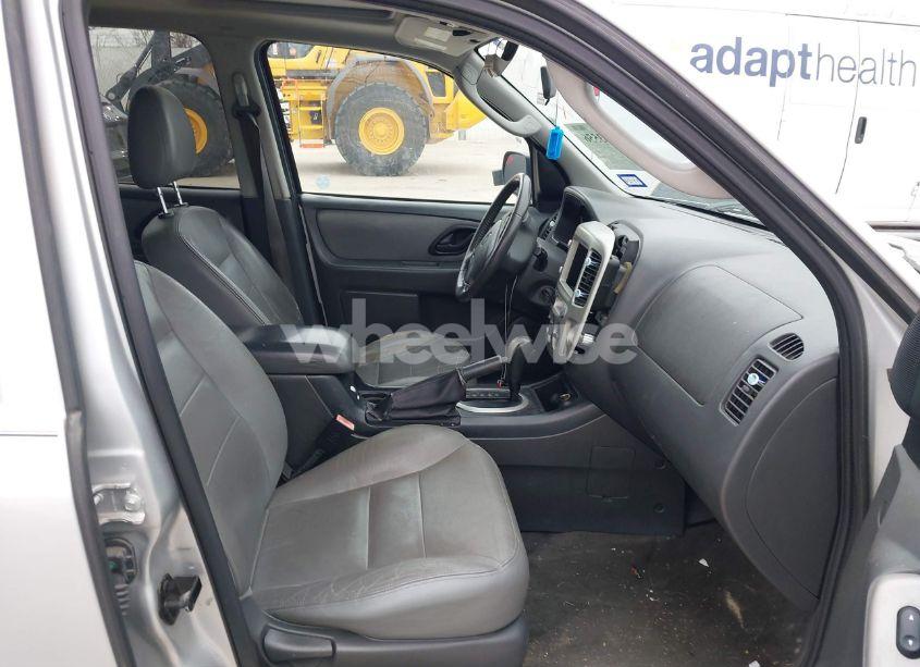 Photo 5 of 2007 Ford Escape XLT/XLT SPORT (VIN 1FMCU93107KB60996)