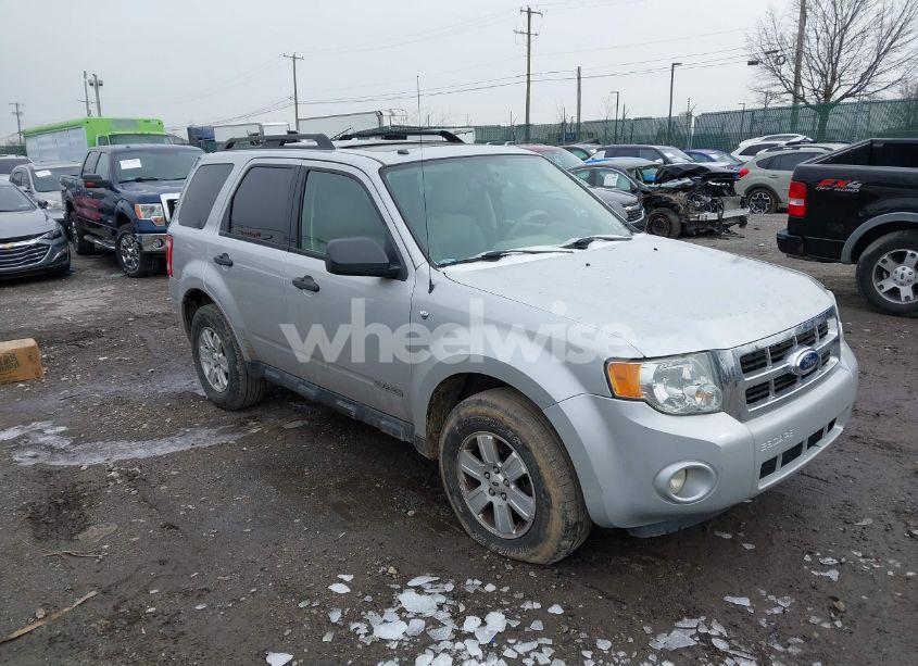 2008 Ford Escape XLT (VIN 1FMCU93108KA76906) main photo