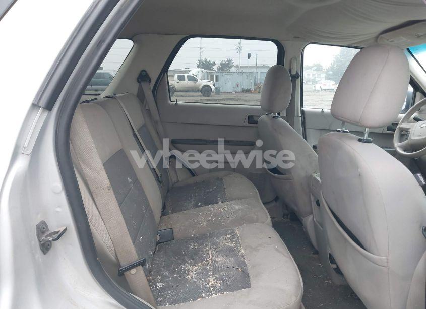 Photo 8 of 2008 Ford Escape XLT (VIN 1FMCU93108KB75838)